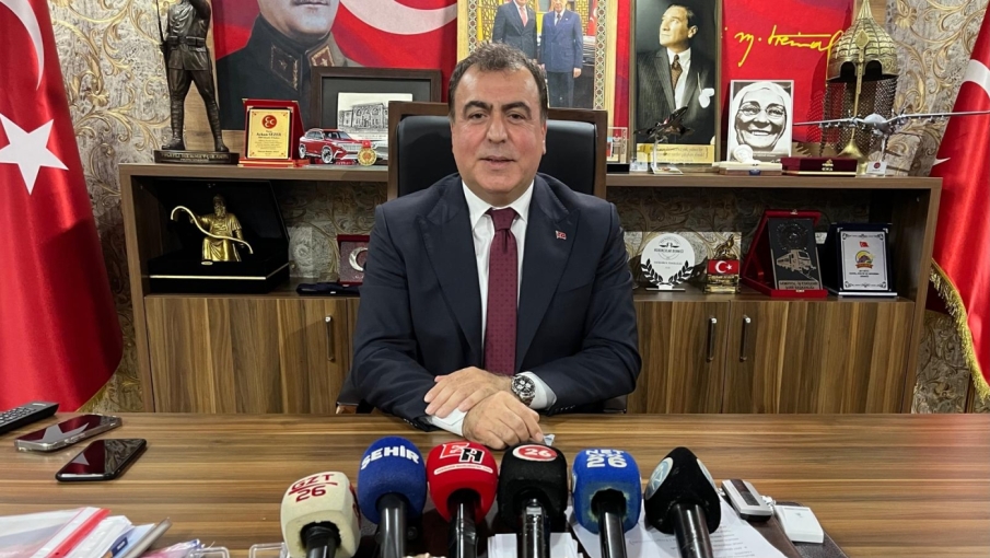 Ayhan Sezer: Eskişehir'in yatırımlardan mahrum bırakıldığı görüşüne katılmıyorum